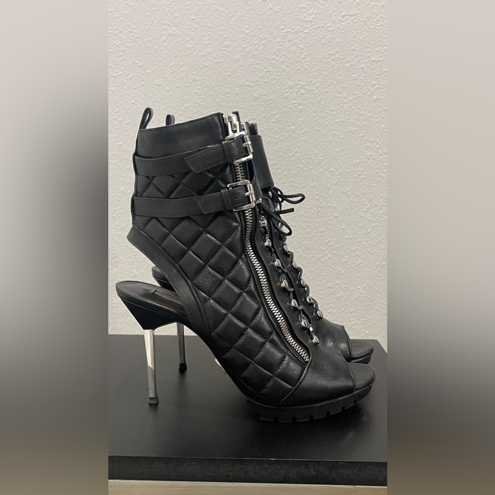 Michael Kors Black Quilted Lace Up Zip Stiletto Bootie Boots - Picture 5 of 15
